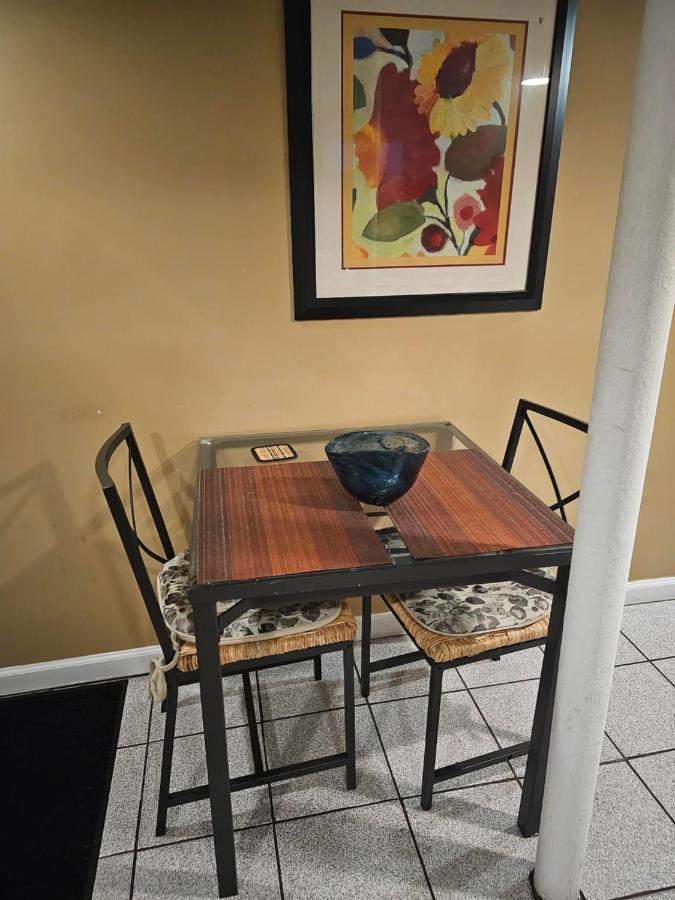 Warm Queens Apartment 5 Min From Laguardia 1 Min From Train New York Exteriör bild